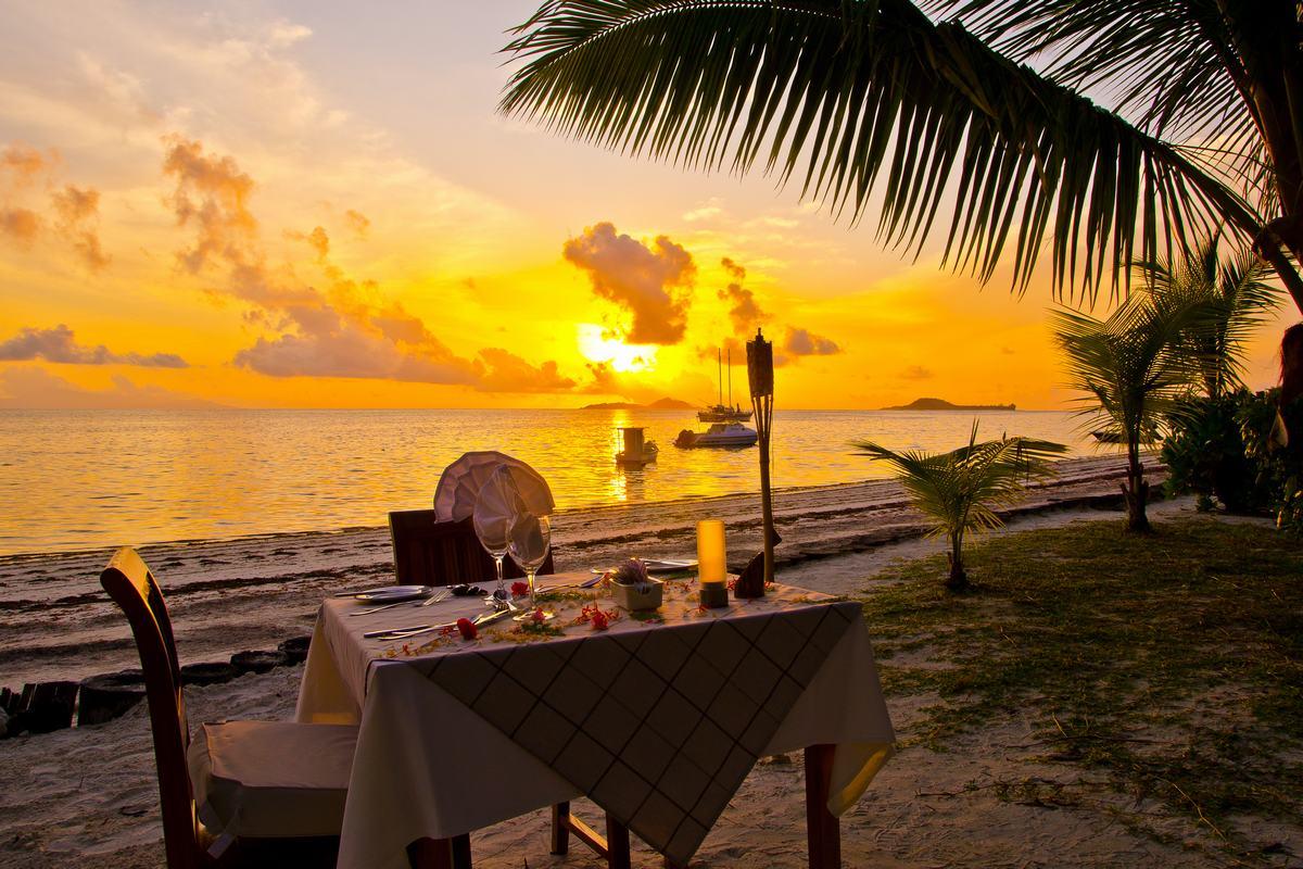 Indian Ocean Lodge Grand Anse  Exterior photo