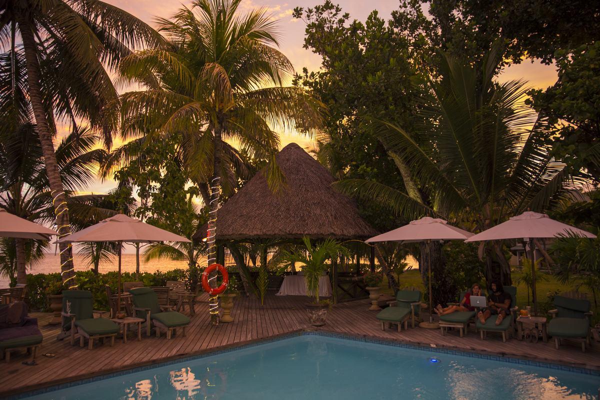 Indian Ocean Lodge Grand Anse  Exterior photo