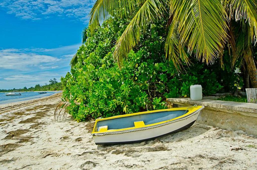 Indian Ocean Lodge Grand Anse  Exterior photo