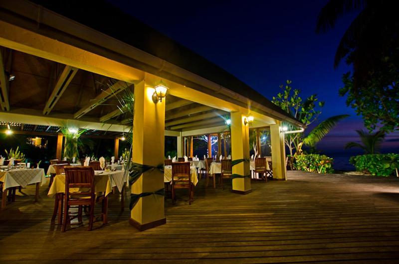 Indian Ocean Lodge Grand Anse  Exterior photo